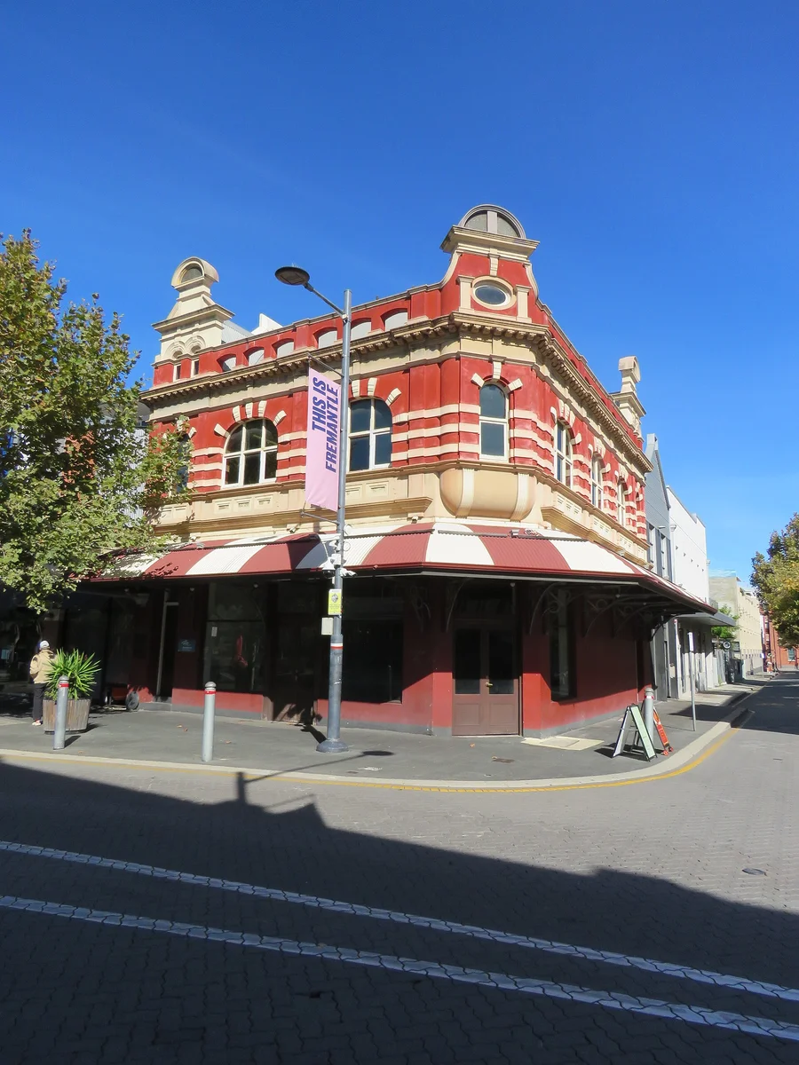 A perfect Fremantle weekend: markets, mussels and the long way round