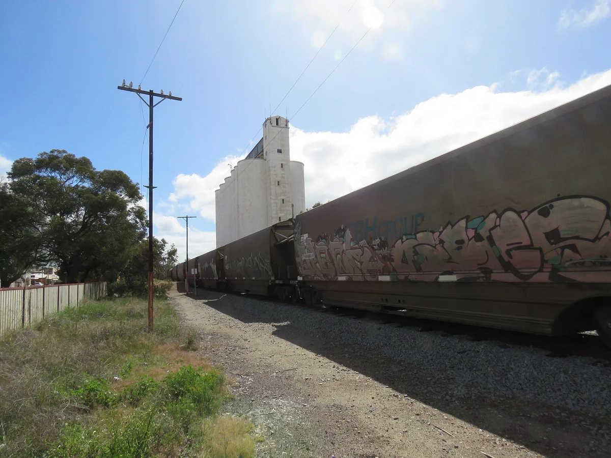 WA is trying to buy back the railway it sold in 2000. Here's what's actually at stake