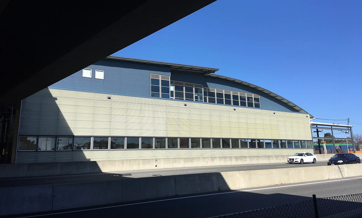 Murdoch train station beside the Kwinana Freeway